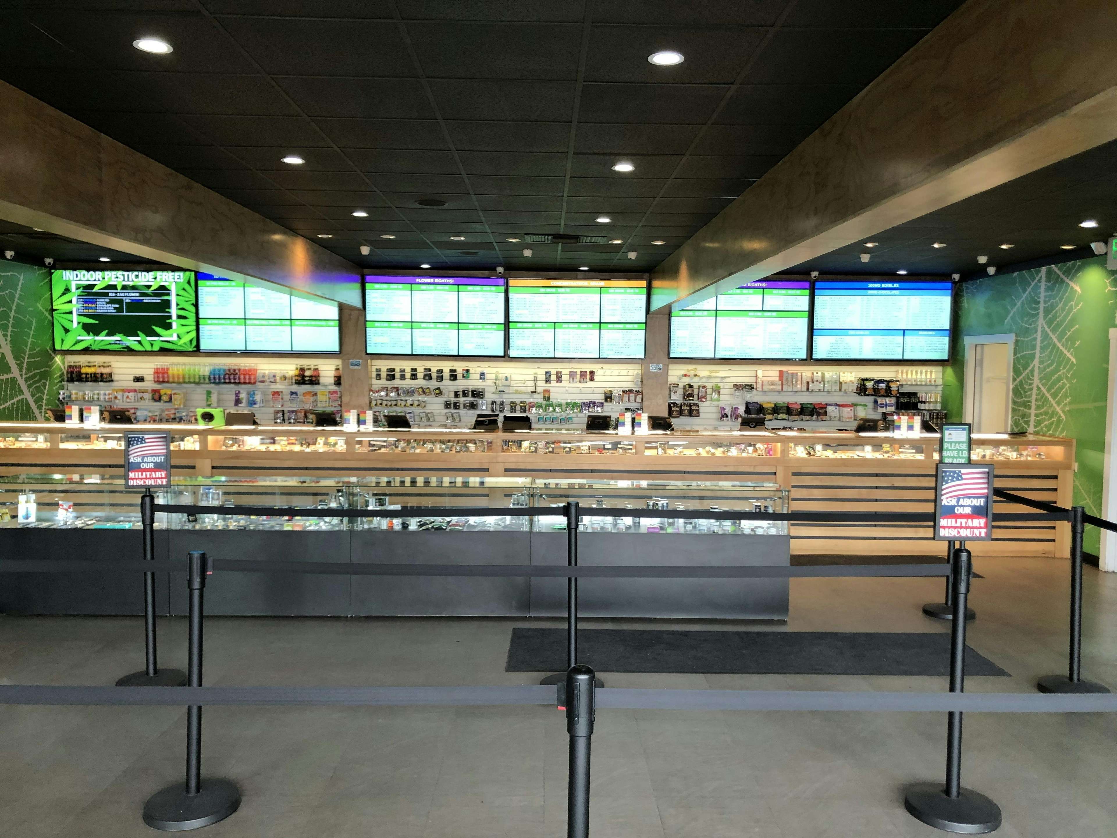 Cannabis & Glass - North Spokane storefront banner - recreational marijuana dispensary