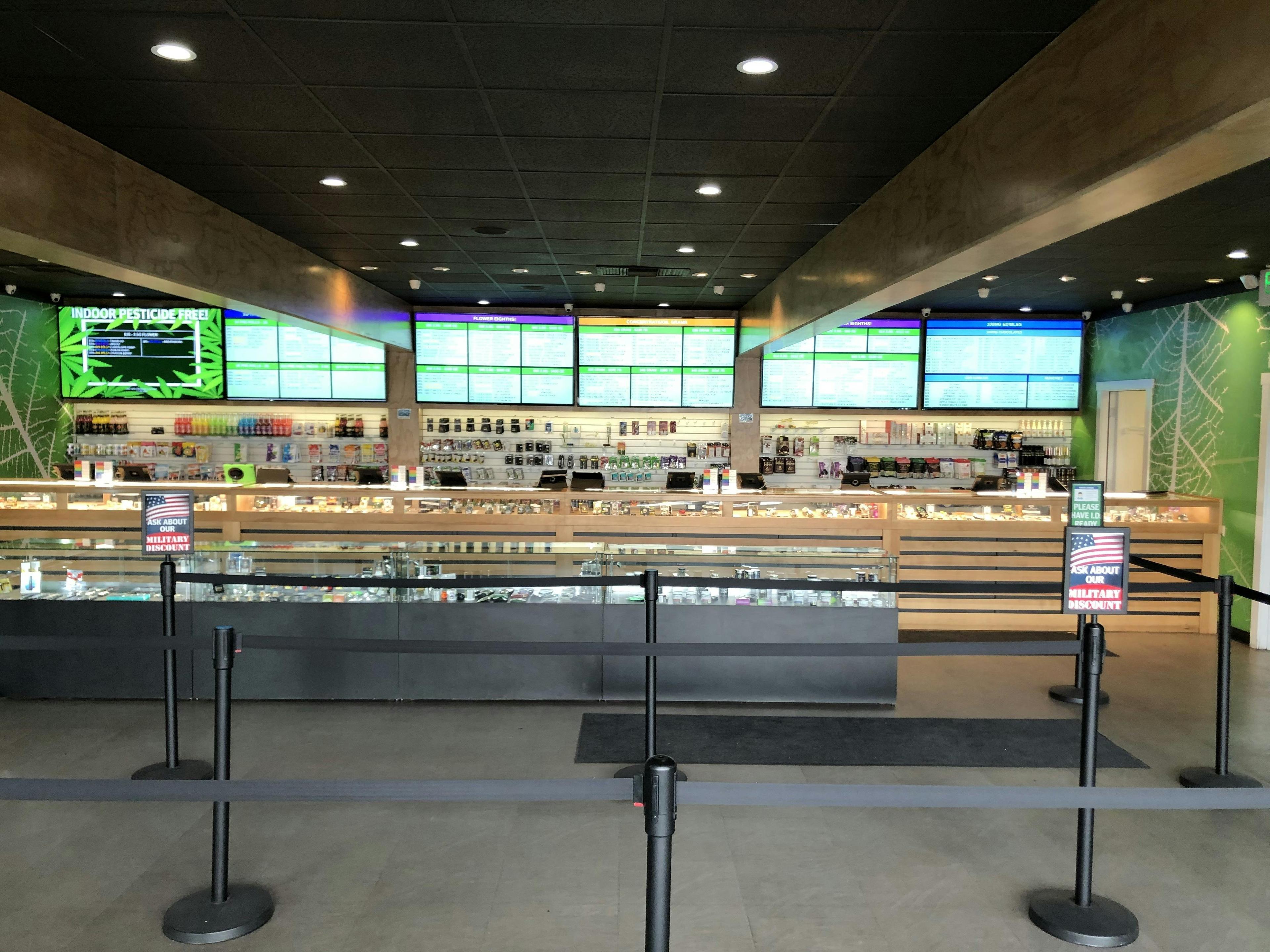 Cannabis & Glass - North Spokane logo