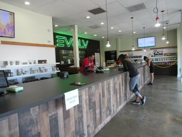 EVOLV Cannabis logo - Cannabis delivery service in Lomita / Torrance